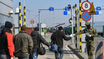 Вид на жительство в Польше имеют уже более 300 тысяч украинцев