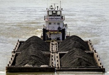 Украина каждый месяц будет завозить до 10 судов с углем