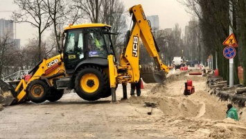 В Киеве начали ремонт улицы, которую не обновляли 40 лет