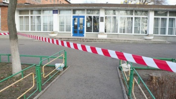 В Бердянске "заминировали" четыре школы и потребовали выкуп