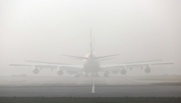 Во львовском аэропорту задерживаются рейсы из-за сильного тумана