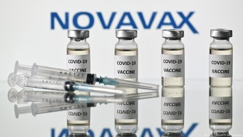 ВОЗ одобрила для экстренного применения COVID-вакцину Novavax