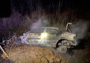 Страшное ДТП на трассе "Днепр-Николаев": водитель сгорел заживо