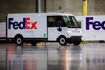 FedEx получила первые электрические фургоны