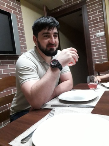 Уехавший из Чечни критик Кадырова не может связаться с семьей