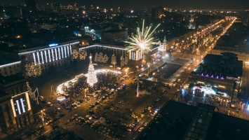 С концертом, оркестром и DJ: в центре Днепра все-таки состоится массовая встреча Нового года