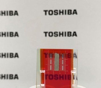 Солнечные панели Toshiba добавят электромобилям 35 км суточного пробега