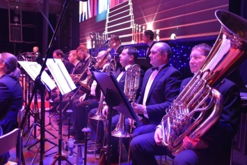 В запорожской филармонии дали концерт на новых крутых музыкальных инструментах