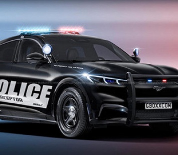 Нью-Йорк закупил для полиции и спасателей 184 электромобиля Mustang Mach-E