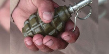 В городе Запорожской области мужчине оторвало гранатой кисть руки