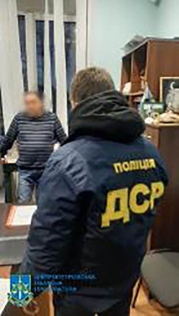 На Днепропетровщине чиновник Госпродпотребслужбы требовал от предпринимателя взятку