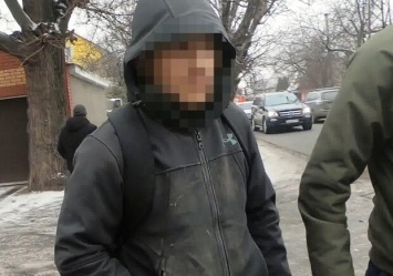 На "Двух столбах" в Одессе задержали грабителя "Новой почты"