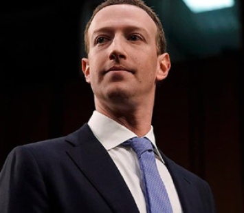 Марк Цукерберг избавлялся от акций Facebook/Meta весь 2021 год