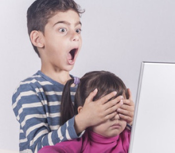 Еврокомиссия усовершенствует законодательство для защиты детей в интернете
