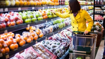 Названы овощи и фрукты, которые приносят наибольшую выручку супермаркетам