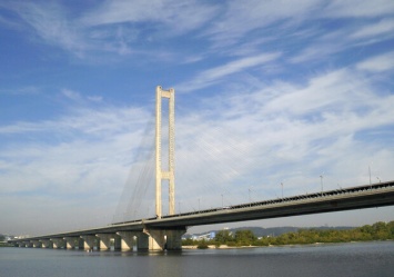 Киевляне ужаснулись состоянию опор Южного моста: когда ждать ремонт