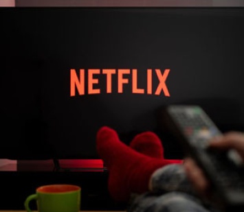 Netflix планирует выпустить ребут криминального боевика «Рейд»