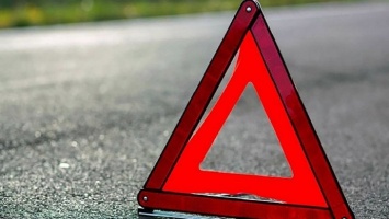 Перебегала дорогу: возле Энергодара автомобиль ВАЗ сбил 15-летнюю девочку