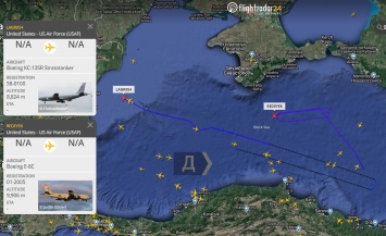 Над черным морем кружит американский самолет управления и целеуказания: дозаправился и следит за Крымом и российским побережьем