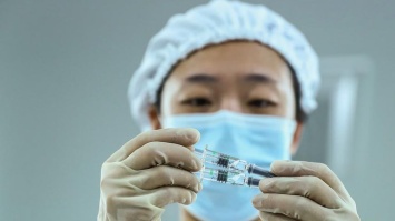 В Китае обнародовали невероятные данные о вакцинации от коронавируса