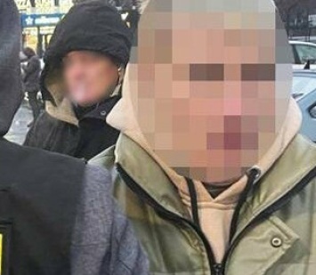 В Запорожье задержали парня, который получил посылку с экстази на полмиллиона гривен