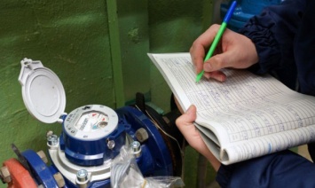 Депутат Киевсовета указал коммунальщикам на недоработки по установке счетчиков тепла в Оболонском районе