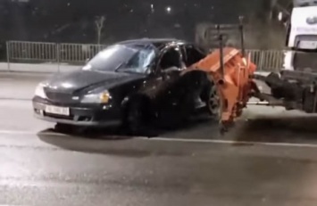 В Кривом Роге нетрезвый водитель на Chevrolet угодил под ковш снегоуборочной машины