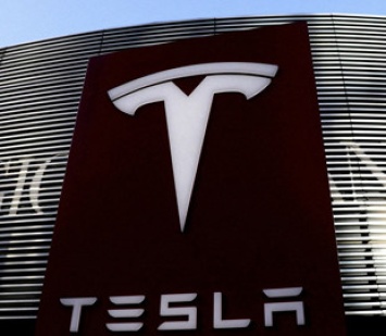 Суд отклонил попытку Tesla повысить штрафы за нарушение автопроизводителями требований экономии топлива