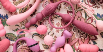 Россияне начали жертвовать многодетным семьям секс-игрушки