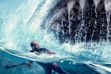 Стартуют съемки экшена про гигантскую акулу «Мег 2» со Стэйтемом