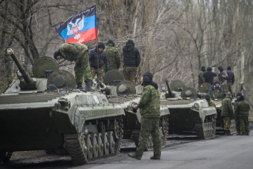 Украина: Россия ведет "активный набор наемников" для отправки в Донбасс