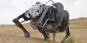 В Китае создали самого крупного в мире военного робота-быка