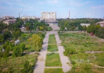 В Запорожье рассмотрят петицию о создании парка Громады на месте сквера Яланского
