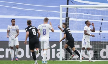 Реал в невероятном матче вырвал ничью против Эльче