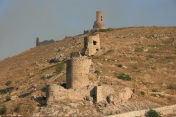 Крепость Чембало в Балаклаве закрыли для туристов