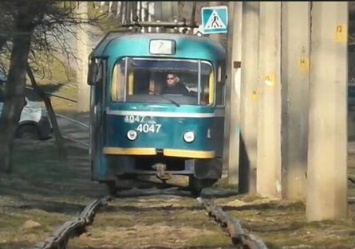 В TikTok высмеяли одесский трамвай, курсирующий в Лузановке (видео)