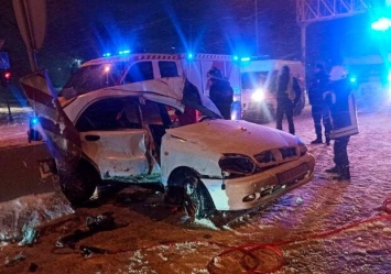 Из-за непогоды в Одессе и области произошла масса ДТП: погибла девушка