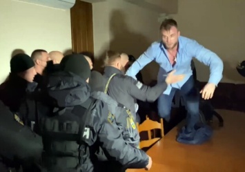 Народный депутат устроил драку в Одесском горсовете (видео)