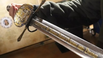В Украину везут меч гетмана Сагайдачного