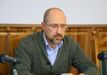 Кабмин уволил сразу трех глав районных администраций Киева