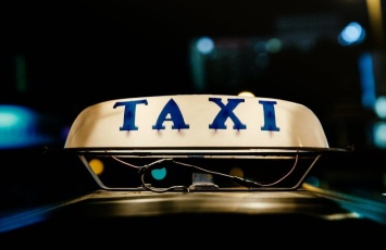 Стоит ли брать машину в кредит для работы в такси?