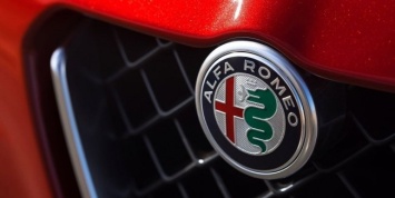 Alfa Romeo Tonale приоткрыл детали экстерьера