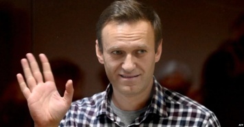 В РФ от СМИ потребовали удалить публикации по расследованиям Навального