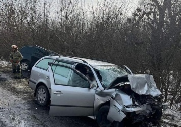 На трассе Одесса-Кучурган водитель устроил смертельное ДТП и сбежал: его ищет полиция