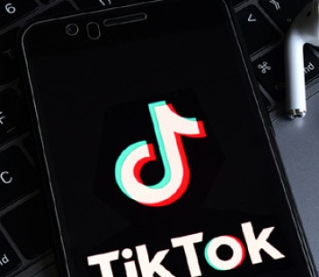 В Узбекистане предложили полностью заблокировать TikTok, поскольку от него "больше вреда, чем пользы"