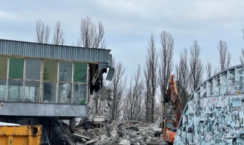 На ВДНХ начался снос павильона для строительства «Президентского университета»