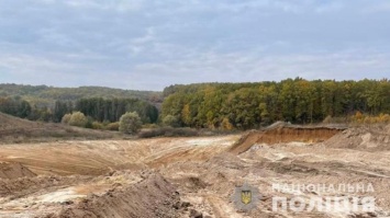 На Харьковщине фермер занимался незаконной добычей песка и нанес ущерб почти 17 млн грн