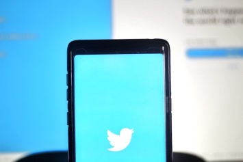 Twitter тестирует кнопку "против" во всем мире