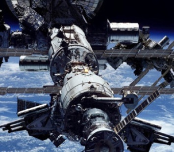 «Роскосмос» по просьбе NASA снизит орбиту МКС