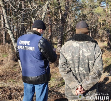 Житель Вознесенска задушил подушкой и закопал в лесопосадке свою жену
